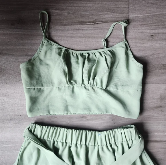 2 Piece Set - Picture 5 of 7